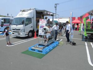 ドライビングスクールコーナーの様子