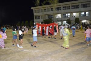 盆踊り