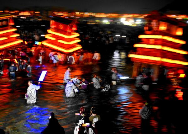 入選　「まるで綱引き」　山内　永文