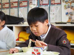 給食写真②