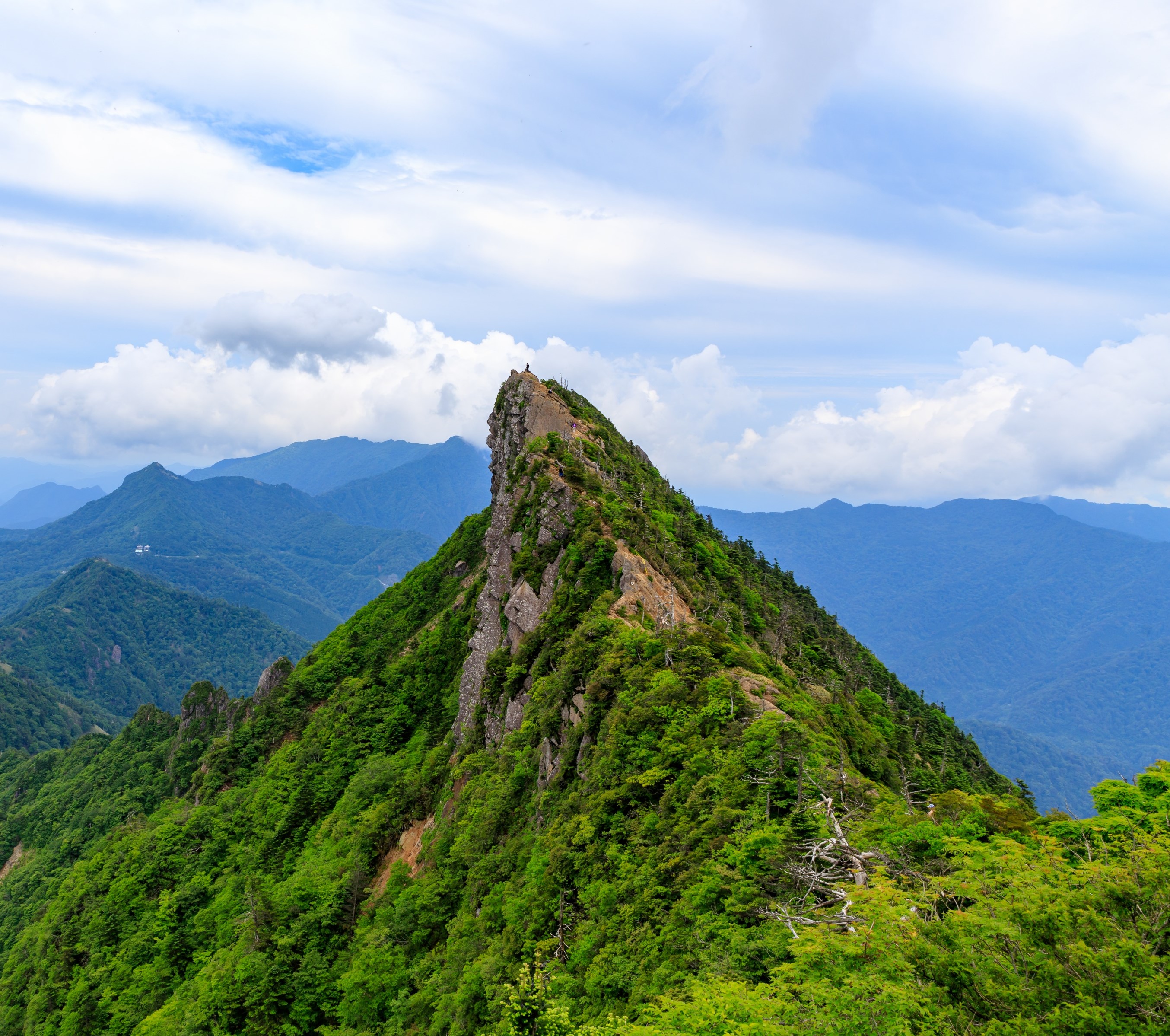 石鎚山
